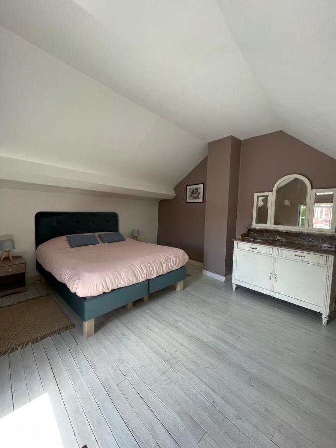 Le Logis D'Anne-Sophie Bed & Breakfast Chuignolles ภายนอก รูปภาพ