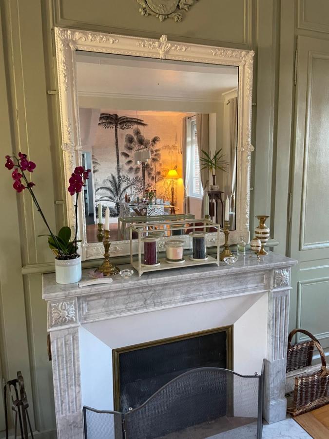 Le Logis D'Anne-Sophie Bed & Breakfast Chuignolles ภายนอก รูปภาพ
