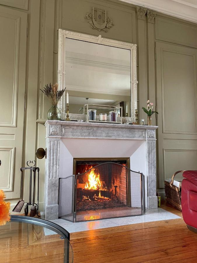 Le Logis D'Anne-Sophie Bed & Breakfast Chuignolles ภายนอก รูปภาพ