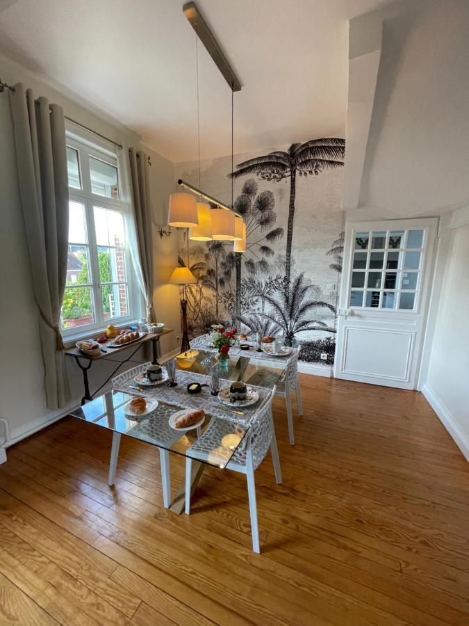 Le Logis D'Anne-Sophie Bed & Breakfast Chuignolles ภายนอก รูปภาพ