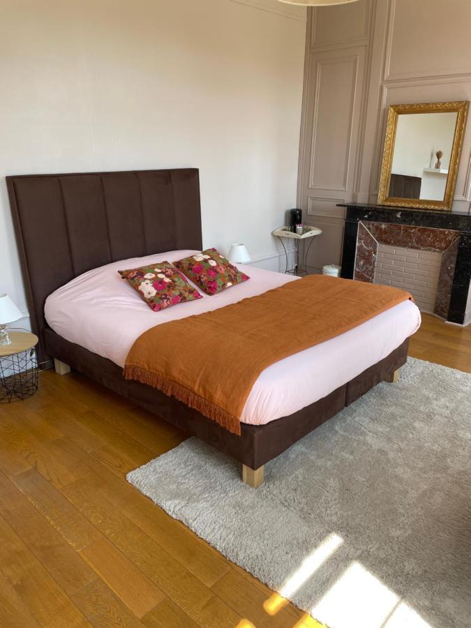 Le Logis D'Anne-Sophie Bed & Breakfast Chuignolles ภายนอก รูปภาพ